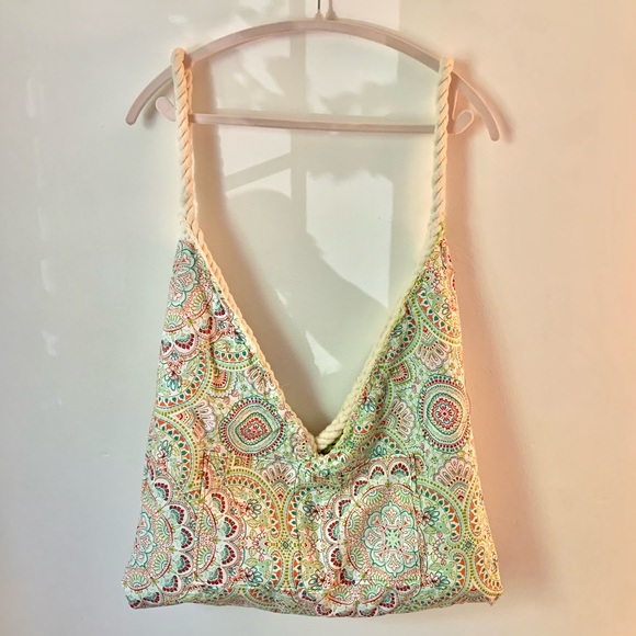 Reversible Crochet Bag - Picture 4 of 7